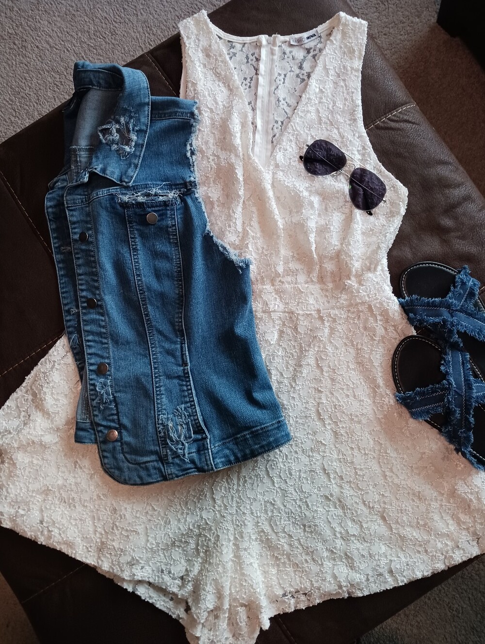 Fashion Nova Ivory Lace Sleeveless Romper Sz XL EUC